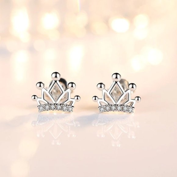 Jewelry - 925 Sterling Silver Minimalist Crown Stud Earrings